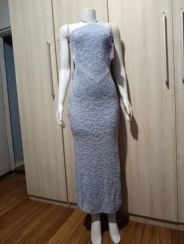 Vestido longo de crochê/tricô