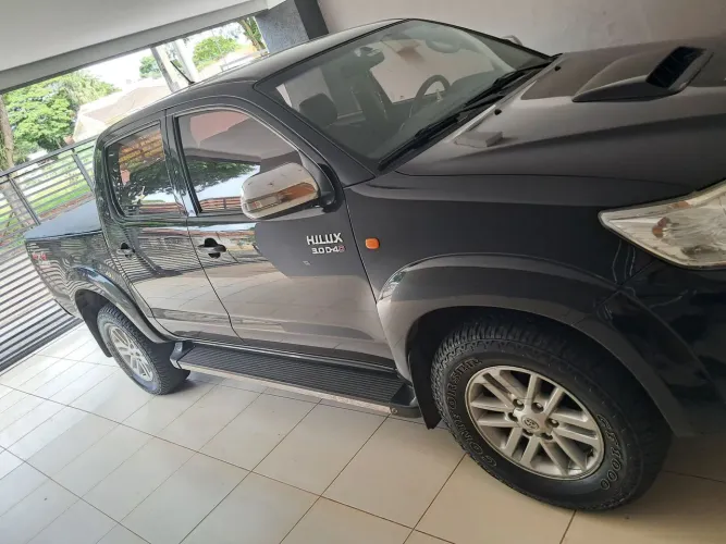 Toyota Hilux CD SR D4-d 4X4 3.0 TDI Dies Aut. 2015