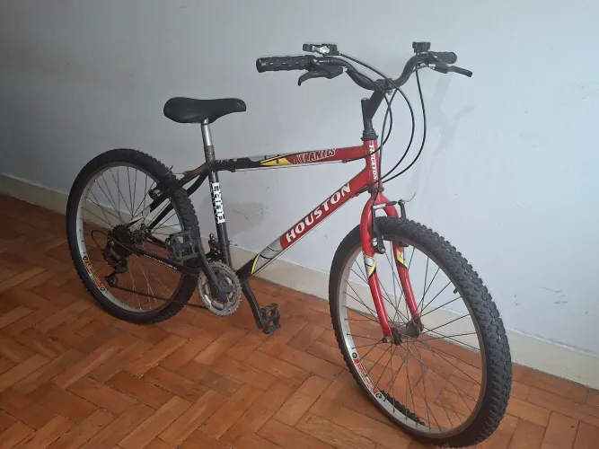 Bicicleta Houston Atlantis Aro 24