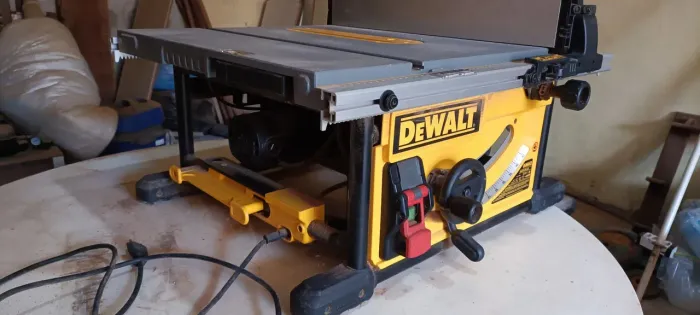 Serra de Bancada 10" Dewalt DWE7492