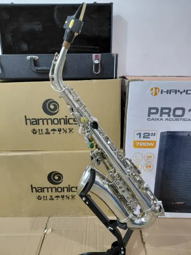 Sax alto Weril Borboleta revisado ótimo estado