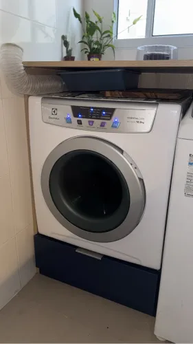 Secadora Electrolux 10.5kg*  Nova