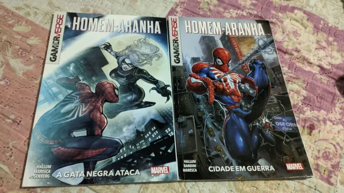 Homem-Aranha Gamerverse Vol.1 e Vol.3: Cidade em Guerra e A gata negra ataca