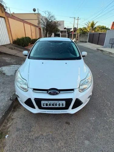 Ford Focus Sedan 2.0 16v/2.0 16V Flex 4P Aut. 2015