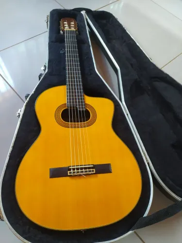 Vendo violão Takamine japonês nylon 