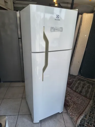 Geladeira Electrolux Frost Free 310 litros