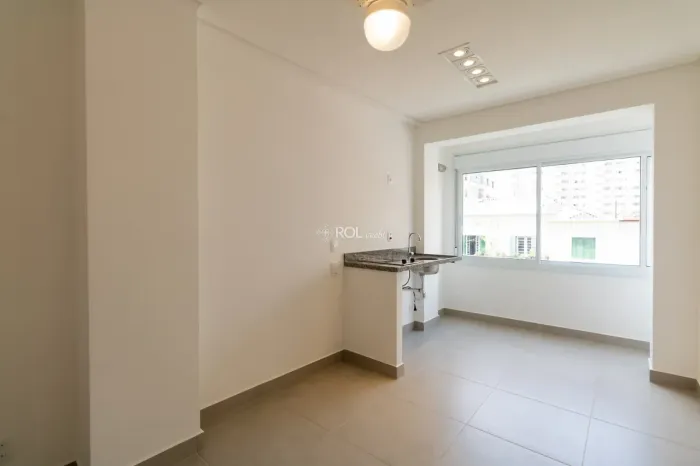 STÚDIO PRÓXIMO AO METRÔ SANTA CECÍLIA E À SANTA CASA | LOCAÇÃO