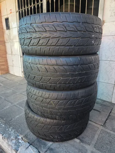 4 pneus 285/40/22