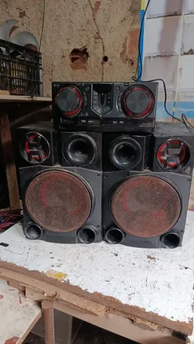 Olá bom dia estou vendendo ou trocando este som ele não está pegando o tá dando protex
