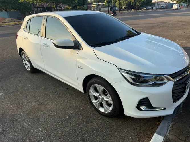 Chevrolet Onix Hatch Premier 1.0 12V TB Flex Aut. 4P 2021