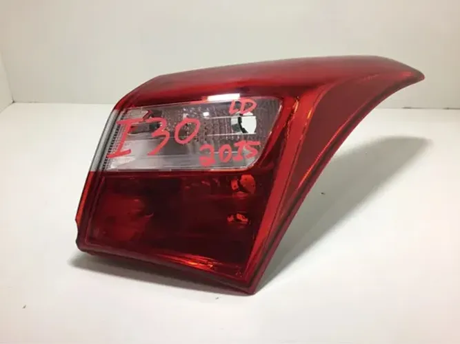 Lanterna Traseira Direita Hyundai I30 2015 C/detalhe
