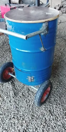 Vendo um tornei personalizado pra vende bebidas.
