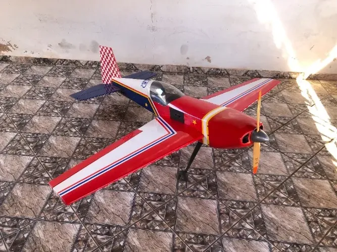 Aeromodelo EXTRA 55cc