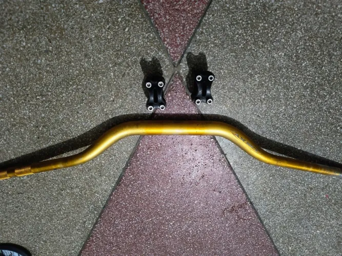 Guidon oxxy