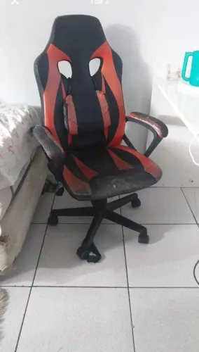 Vendesse cadeira gamer usada