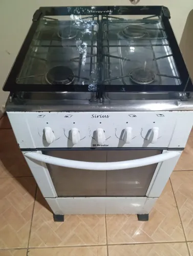 Vendo fogão usado funcionando perfeitamente 