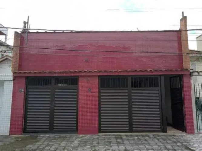 Terreno com uma casa para construir Sobrepostas