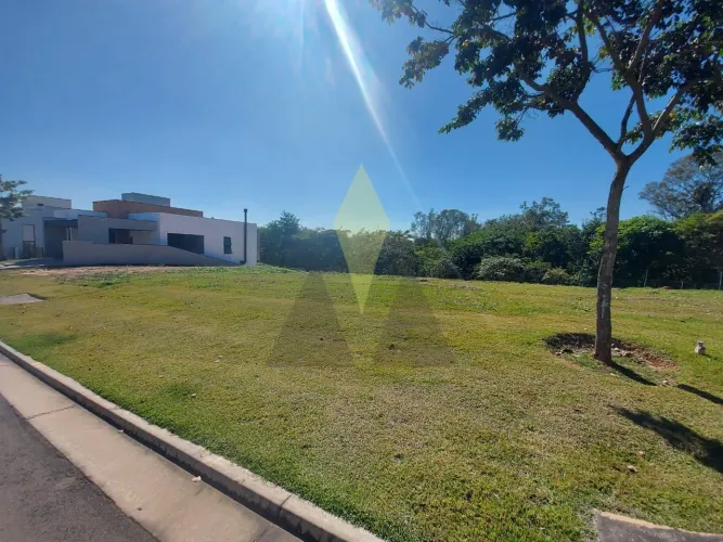 TERRENO NO CONDOMÍNIO ALPHAVILLE NOVA ESPLANADA 4 475m² À VENDA POR R$650.000,00