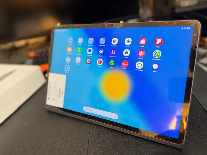 TAB S10 FE + (o maior da Samsung)