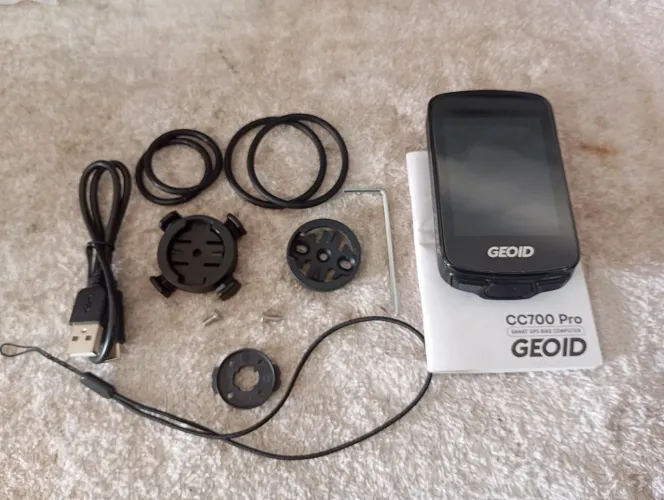 Velocímetro Geoid CC700 PRO 