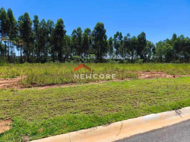 Lote em condomínio em Avenida Luiz Pellizzari - Distrito Industrial - Jundiaí/SP