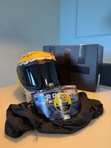Capacete HJC RPHA 11 Minions - Tamanho 56