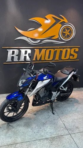 CB300F 2026 / COM CAPACETE DE BRINDE !
