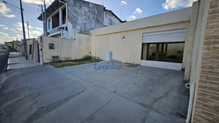 Ponto Comercial na Rua Juarez Oliveira Leal, 300