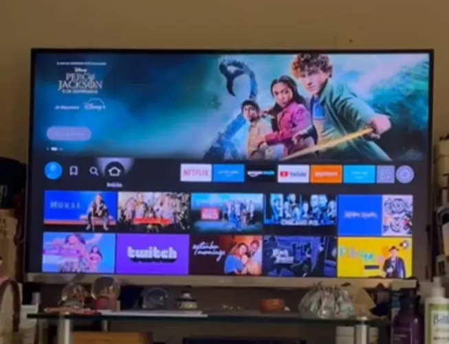 Tv LG 42" 3D com defeito na tela