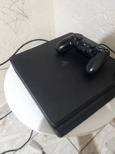 Ps4 slim