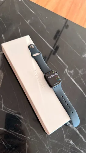 Apple Watch Series 9 41mm em perfeito funcionamento!