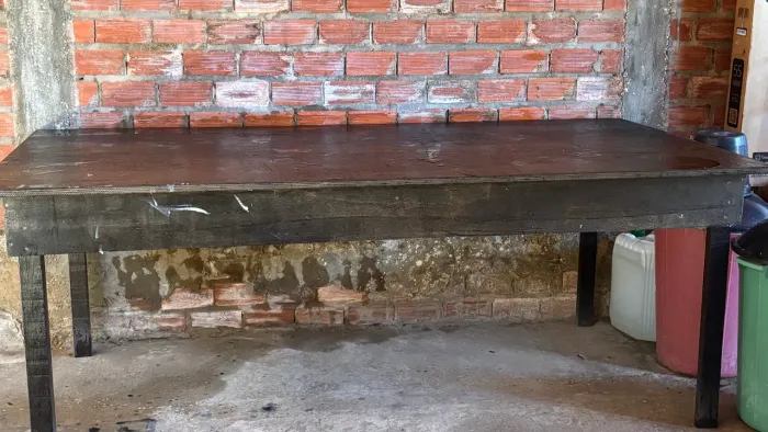 MESA DE MADEIRA