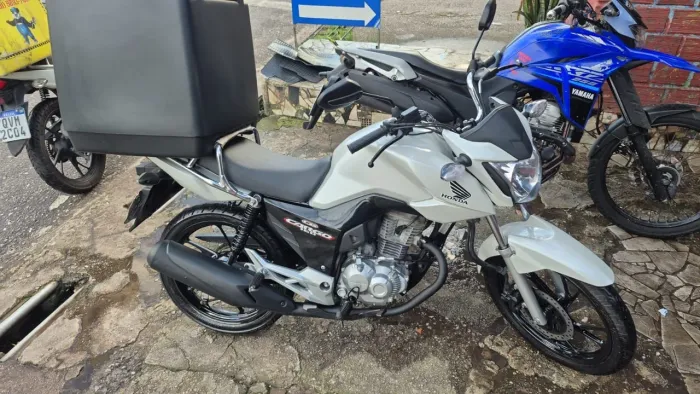 Moto Cargo com Baú