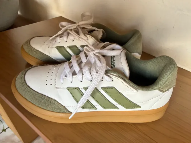 Tênis Adidas 35 original