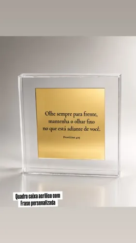 Caixa em acrilico com frase