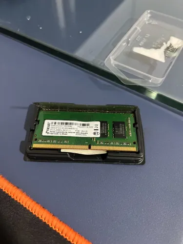 Memória RAM 4GB DDR4 2666MHz para Notebook (Original Smart/Lenovo) 