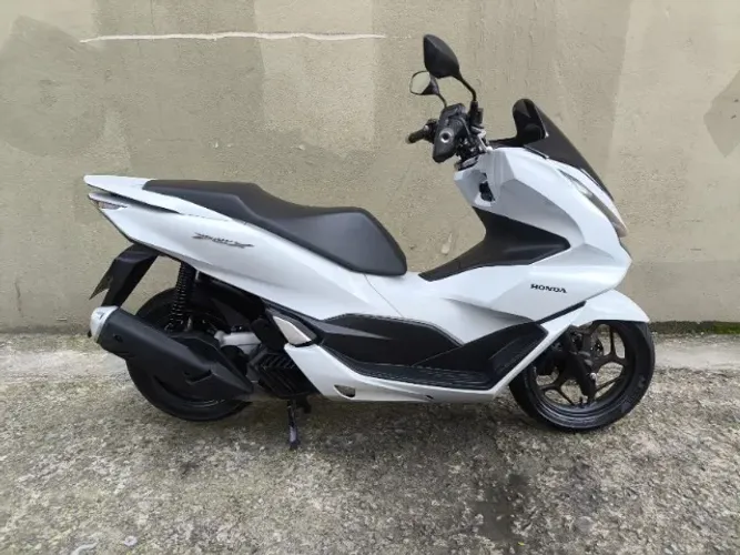 PCX 160 DLX 2025