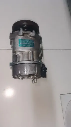 Compressor ar condicionado Golf, Jetta, Bora, New Beatle.