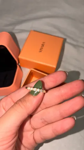 MEIA ALIANÇA ETERNITY EM OURO AMARELO 18K COM DIAMANTES