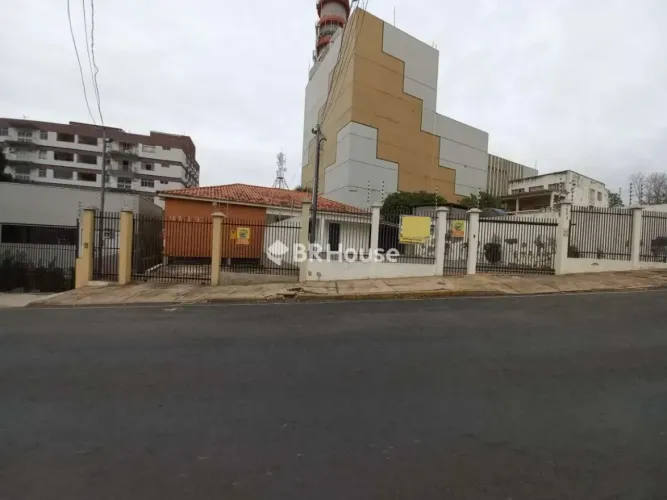 Bandeirantes | Casa 6 quartos, sendo 4 suites
