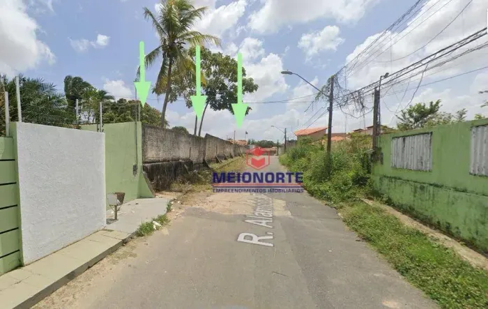 # Terreno no Olho D`Agua, 1.794 m², atrás do Cond. Sport Garden.