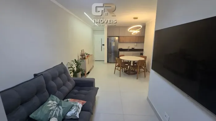 Apto 3 Dorm | Mobiliado | 2 vagas | 100 mts da praia.