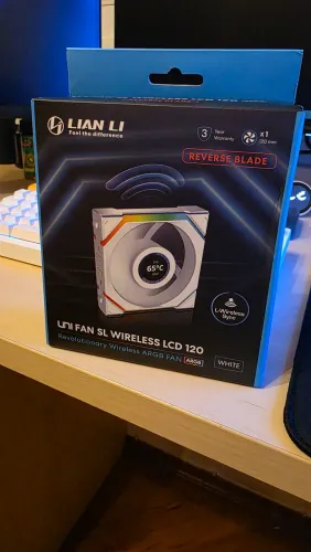 Fan LianLi SL Wireless LCD 120 Branca