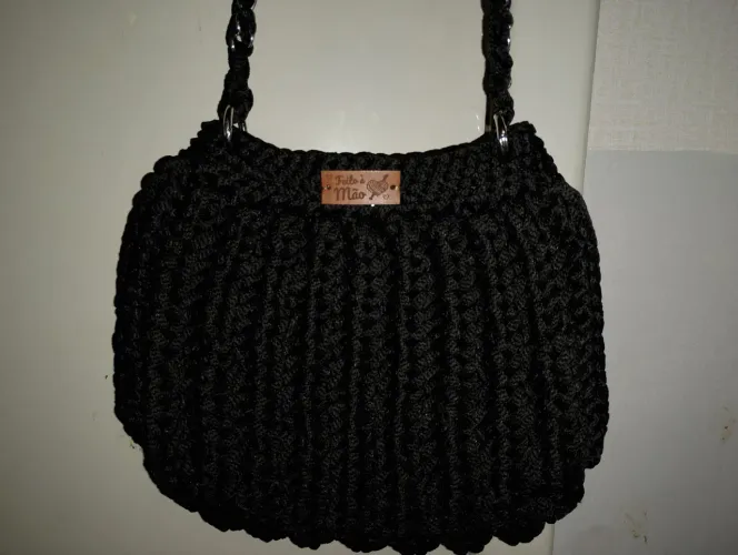 Bolsa macramé preta 22X20 cm