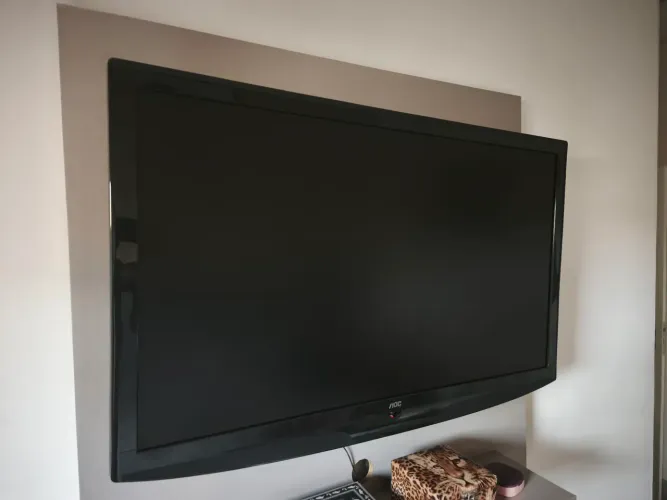 Televisão 43 polegadas LCD 
