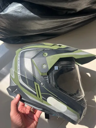 Capacete Trail (Tam M 57-58) - Mt Helmets (Conservado + Espuma TOP!!)