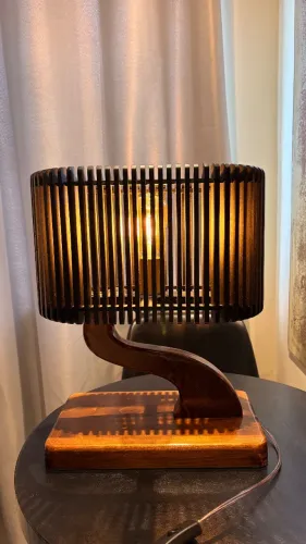 Abajur Luminária De Mesa Decorativo Ravenna Luxo Madeira Cor Da Estrutura Mel Cor Da Cúpul