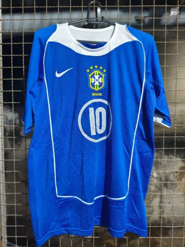Camisa retrô seleção brasileira 2004 Ronaldinho 10