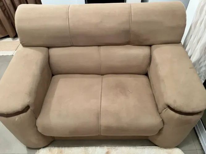 Sofá marrom 2 lugares