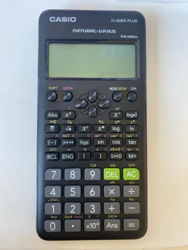 Calculadora Científica Casio FX-82ES Plus